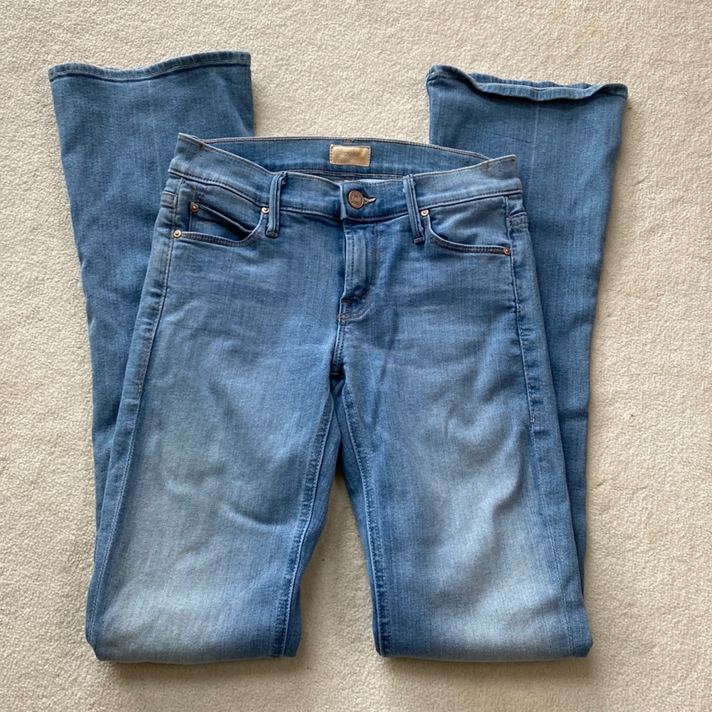 MOTHER The Runaway Light Kitty Light Wash Jeans